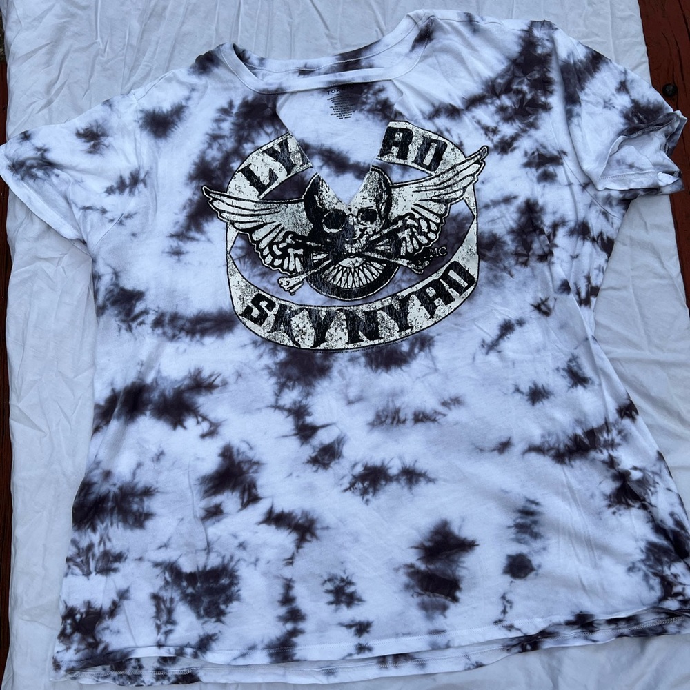 Torrid tshirt size 1